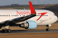 OE-LAW @ VIE - Austrian Airlines