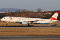 OE-LBD @ VIE - Austrian Airlines - by Chris Jilli