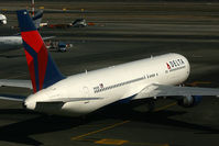 N194DN @ LIMC - Pushback
