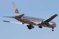 N348AN @ KORD - American Airlines Boeing 767-323, AAL1196 arriving from Los Angeles International/KLAX, RWY 10 approach KORD. - by Mark Kalfas