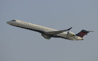 N821SK @ KLAX - Departing LAX on 25R