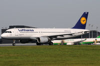 D-AIQS @ VIE - Lufthansa