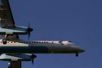 OE-LGH @ LOWW - Austrian Arrows DHC 8 - by Thomas Ranner