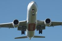 A6-ECS @ LOWW - Emirates 777-300 - by Andy Graf-VAP
