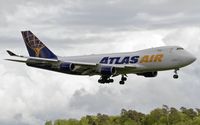 N412MC @ ELLX - on final RW24