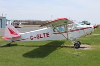 C-GLTE - Parked - by micka2b