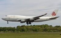 LX-DCV @ ELLX - short final RW06