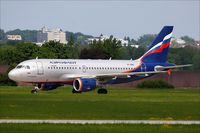 VP-BWG @ EDDS - Airbus A319-111