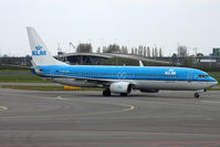 PH-BXR @ EHAM - Taxiing - by micka2b