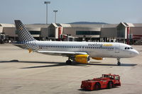 EC-LLJ @ LEPA - Vueling Airlines, Airbus A320-214, CN: 4661 - by Air-Micha