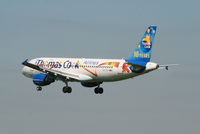 OO-TCH @ EBBR - Flight FQ1483 is descending to RWY 25L