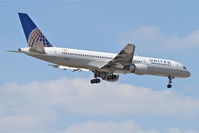 N521UA @ KORD - United Airlines Boeing 757-222, UAL942 arriving from KLAX, RWY 10 approach KORD. - by Mark Kalfas