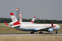 OE-LAE @ LOWW - Austrian Airlines Boieng 767 - by Thomas Ranner