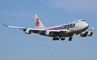 LX-SCV @ ELLX - on final RW24