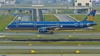VN-A334 @ KUL - Vietnam Airlines - by tukun59@AbahAtok