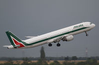 I-BIXE @ LOWW - Alitalia Airbus A321 - by Thomas Ranner