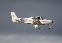 N123RE @ ORL - Cirrus SR22 - by Florida Metal