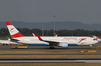 OE-LAX @ LOWW - Austrian Airlines Boeing 767 - by Thomas Ranner