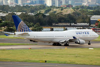 N177UA @ YSSY - At Sydney - by Micha Lueck