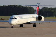 N904DA @ ORF - Delta Air Lines N904DA (FLT DAL1012) bound for Hartsfield-Jackson Atlanta Int'l (KATL) sitting on the pad trying to clear some errors.

Errors were cleared and the plane, crew, and passengers proceeded on to Atlanta without incident. - by Dean Heald