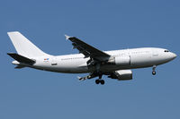 CS-TQV @ VIE - White