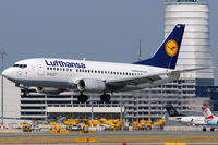 D-ABIW @ VIE - Lufthansa - by Chris Jilli