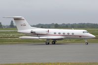 N72BP @ CYCL - Gulfstream 2