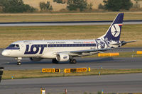 SP-LIE @ VIE - LOT - Polish Airlines - by Joker767