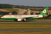 B-16312 @ VIE - EVA AIR