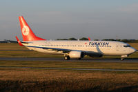 TC-JGH @ VIE - Turkish Airlines
