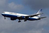 N646UA @ EHAM - N646UA @ EHAM - by Jan Ittensammer