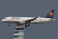 D-AIPW @ LOWW - Lufthansa A320