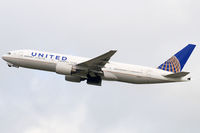 N781UA @ BRU - United Airlines - by Chris Jilli