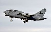 154372 @ KNJK - on final