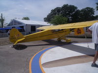 N7424H @ OSH - j3 cub