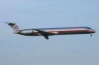 N437AA @ DFW - American Airlines Landing at DFW Airport