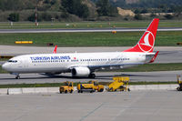 TC-JYD @ VIE - Turkish Airlines