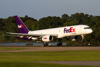N913FD @ ORF - FedEx Brayden N913FD (FLT FDX399) from Memphis Int'l (KMEM) landing RWY 23.