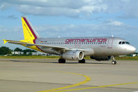 D-AGWR @ CGN - visitor - by Wolfgang Zilske