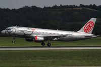 OE-LEU @ VIE - NIKI