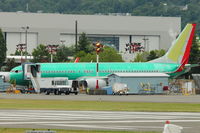 B-5671 @ RNT - B737 for Shenzen on pre-flight checks at Renton
