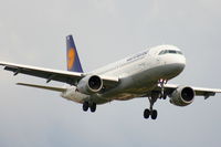 D-AIQE @ EGLL - Lufthansa - by Chris Hall