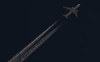 UNKNOWN @ NONE - United B777-200 cruising south-eastbound - by Friedrich Becker