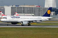 D-AIZJ @ VIE - Lufthansa - by Chris Jilli