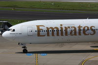 A6-EMW @ EDDL - Emirates, Boeing 777-31H, CN: 32700/0434 - by Air-Micha