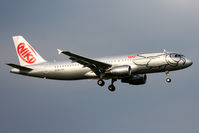 OE-LEC @ LOWW - lWien - by Ferenc Kolos