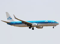 PH-BCB @ LEBL - Landing rwy 25R - by Shunn311