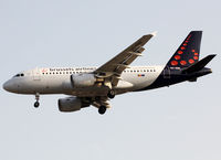 OO-SSK @ LEBL - Landing rwy 25R - by Shunn311