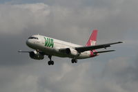 LZ-MDM @ EBBR - Arrival of flight FQ6657 to RWY 25L