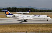 D-ACPE @ EDDF - taxying to the gate